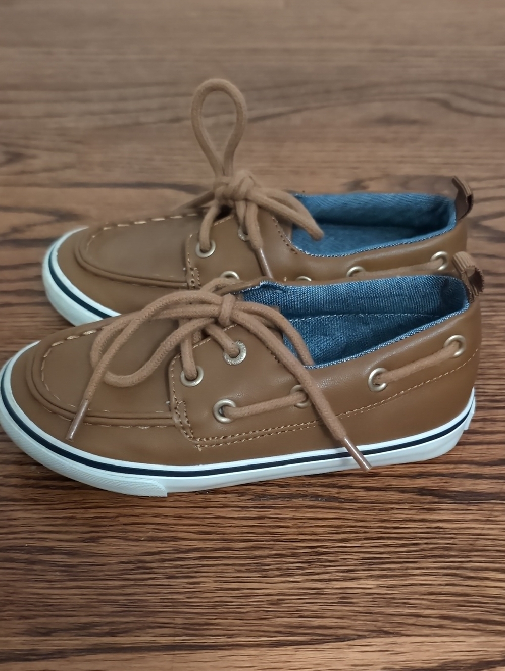 Old Navy Tan Kids Lace-Up Boat Sneakers